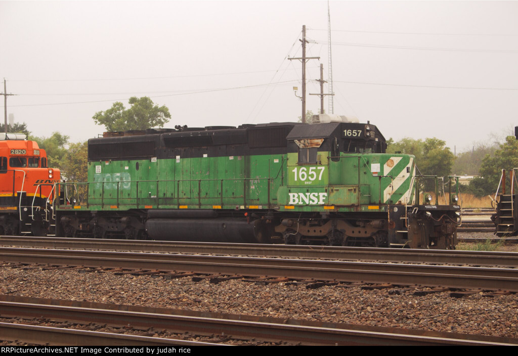 BNSF 1657